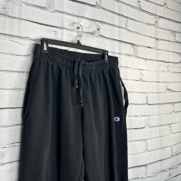 Champion Black Sweatpants SZ L Logo Graphic Joggers Streetwear Athleisure Men’s - Picture 3 of 13